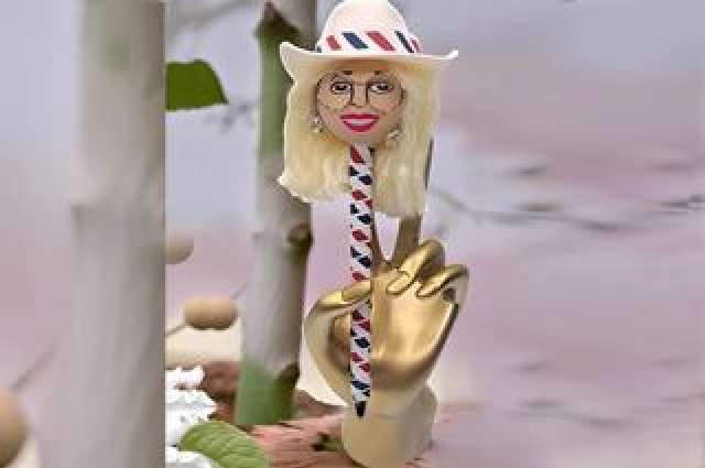 Holiday Pens Holiday Pens